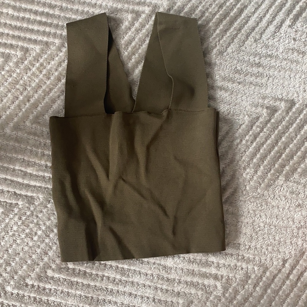 LF bandage top